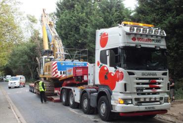 Tomato Plant | Plant Division, 4 Axle Arctic to 86T | Iver, Buckinghamshire & London image 4