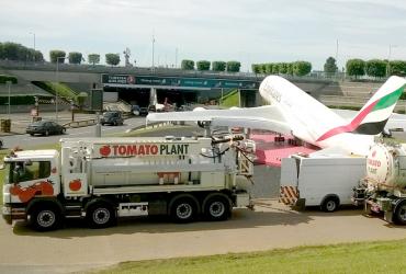 Tomato Plant | Tanker Division, 2000 gallon 4 axle recycler | Iver, Buckinghamshire & London image 2