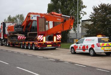 Tomato Plant | Plant Division, 3 Axle Arctic to 35T | Iver, Buckinghamshire & London image 15