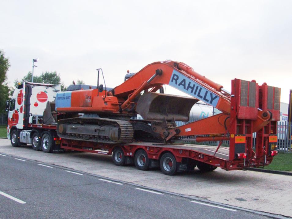 Tomato Plant | Plant Division, 3 Axle Arctic to 35T | Iver, Buckinghamshire & London large 10