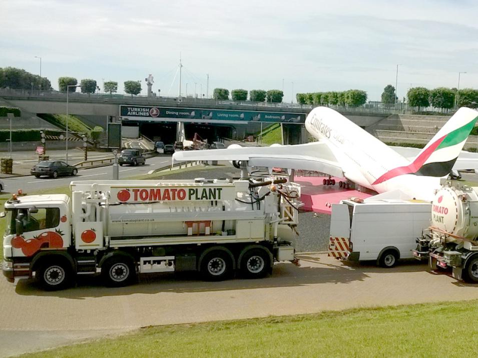 Tomato Plant | Tanker Division, 2000 gallon 4 axle recycler | Iver, Buckinghamshire & London large 2