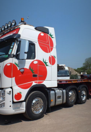 Tomato Plant 3 Axle Articulated Truck