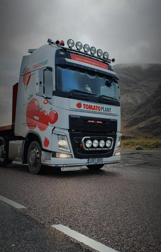 tomato plant specialist haulage and drainage 4 axle articulated truck